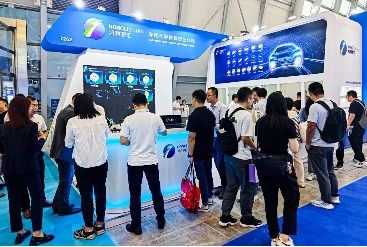 上海AEE展丨鴻利智匯汽車照明產品，以光為引，助力汽車產業智能化發展